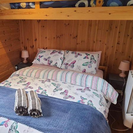 Luxury Railway Carriage With Stunning Views Apartment Hereford Bagian luar foto
